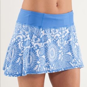 Lululemon “in the sun skirt” size 2 blue pattern